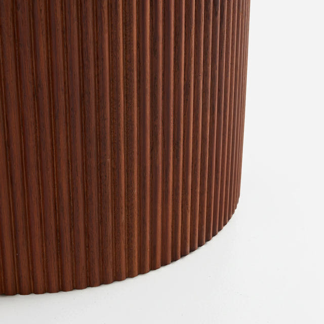 Esmond Fluted Round Dining Table (47")