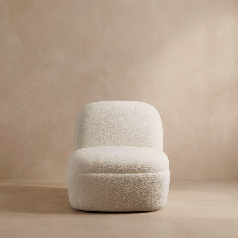 Niveous White Bouclé Swivel Chair